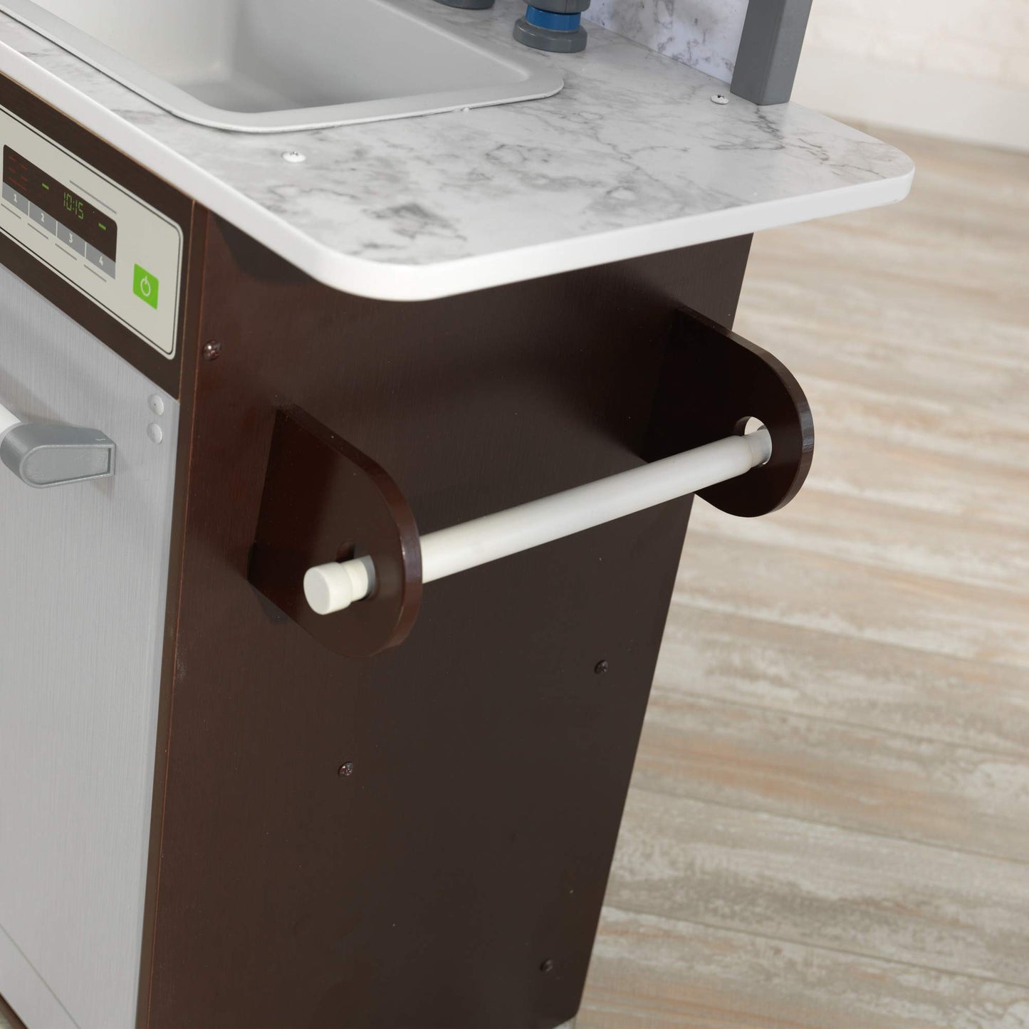 Play Kitchen with EZ Kraft Assembly™